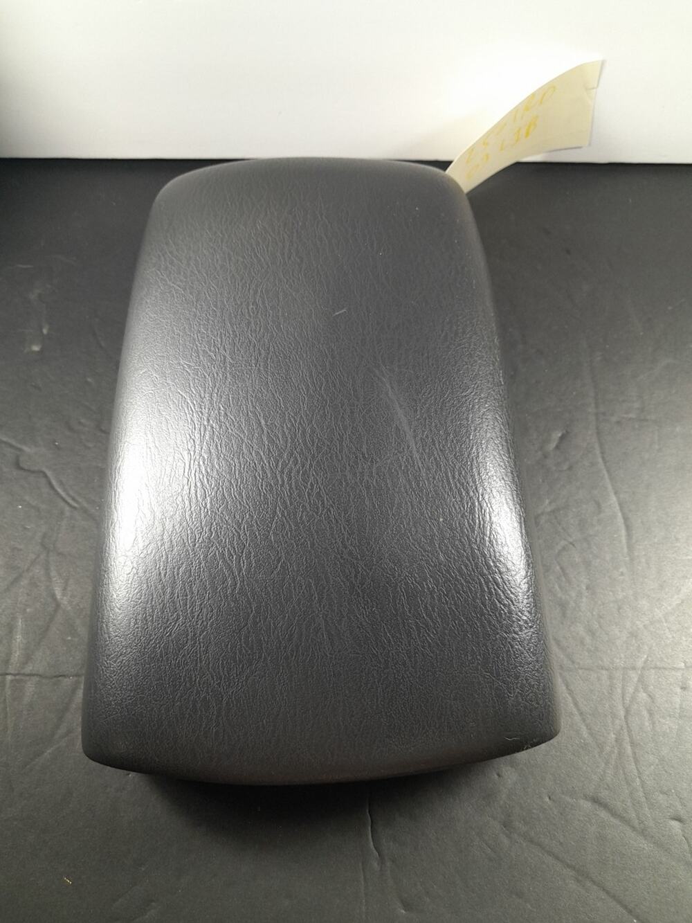 2002-2007 Jeep Liberty Center Console Gray Vinyl Armrest Lid Assembly OEM
